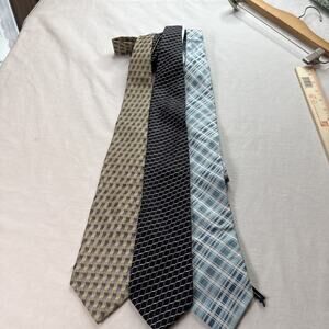 VINTAGE Van Heusen & Ike Behar Lot of 3 Ties 100% Woven Silk Men's Neckties
